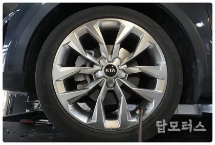쏘렌토 MQ4 캐스트롤 GTX 합성 엔진오일 교환 잔유제거까지 수원 답모터스!! / 수원 호매실동