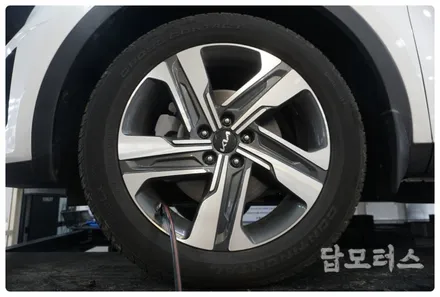 쏘렌토 MQ4 하이브리드 전용 0w-20 합성 엔진오일 교환!! 수원 호매실 잔유 제거 엔진오일 전문점!! / 수원 권선구, 화성, 광교, 동탄, 용인