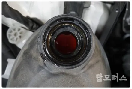 벤츠 E 클래스 W213 E300 익스트림 합성 엔진오일 교환! 잔유 제거! 수원 호매실 카센터 / 수원 권선구, 화성, 광교, 동탄, 용인