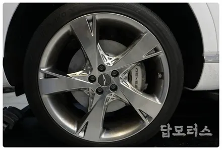 GV80 순정 4P 브레이크 튜닝으로 제동력 성능 업그레이드!! 자동차는 나가는 것보다 서는 게 더 중요합니다~! / 수원 호매실동