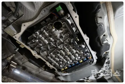 BMW F10 520D 미션오일 교환 ZF 8단 미션오일의 역할과 중요성!! 수원 답 모터스!! / 수원 권선구, 화성, 광교, 동탄, 용인