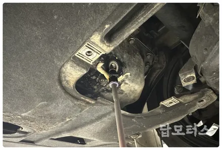 수원 호매실 올 뉴 K7 하도 럭셔리 드라이브 합성 엔진오일 교환 잔유 제거!! 메탈 컨디셔너 첨가제로 엔진 소음 진동 감소!! / 수원 권선구, 화성, 광교, 동탄, 용인