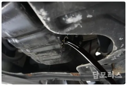 수원 호매실 K5 캐스트롤 5W-30 합성 엔진오일 교환 그리고 잔유 제거까지!! 엔진오일 교환 주기는?! / 수원 권선구, 화성, 광교, 동탄, 용인