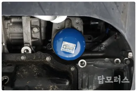 코나 연비 향상과 엔진 보호 기능이 탁월한 엑슨 익스트림 8001 합성유 엔진오일 교환!! 수원 답모터스!! / 수원 호매실동