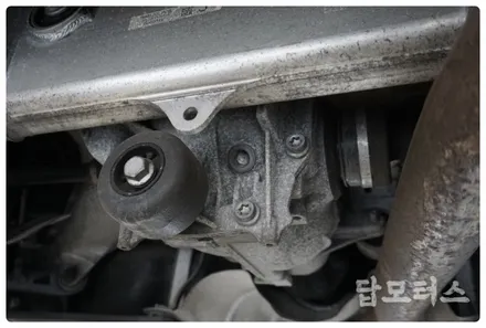 BMW G30 520D 브레이크액 디퍼런셜 오일의 역할과 교환 주기는?! 수원 호매실동 합성 오일 전문점! / 수원 권선구, 화성, 광교, 동탄, 용인