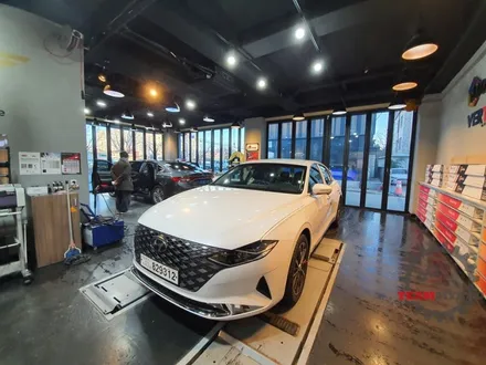 춘천썬팅 더뉴 그랜저 루마버텍스 신차출고 검수 패키지 작업
