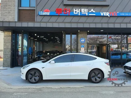 루마썬팅 버텍스 얼마나 좋으면 테슬라 모델3는 이제품만 고집하나