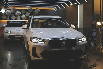 BMW IX3 효율성을 위해 선택한 솔라가드 LX