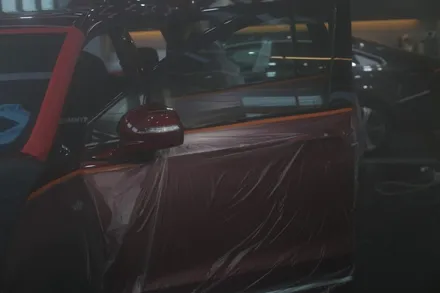 캐딜락 XT6 솔라가드 LX 썬팅에 안전 기능을 더하자