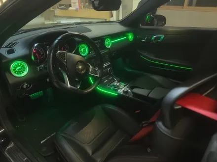 벤츠 SLC 43 amg 자동차 실내 무드등으로 분위기 전환하기! / 대전 서구