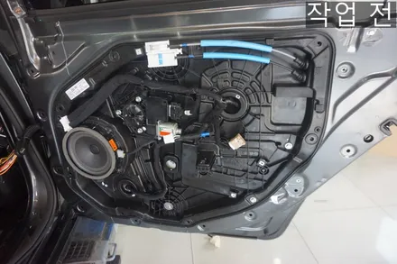 제네시스G90 순정 리어 전동커튼 및 자동차(차량) 뒷좌석 리어 모니터 !!시공!! / 대전 서구 도안동