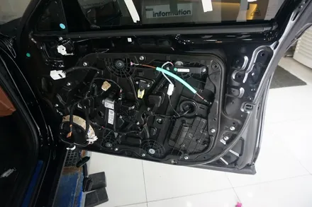 제네시스G80 RG3 고스트도어 순정옵션튜닝!! / 대전 서구