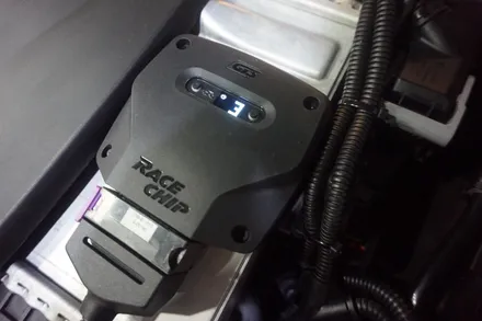 벤츠C200 맵핑 아닌 보조ECU 칩 ,레이스칩 튜닝하고 달려보자~! / 대전 서구