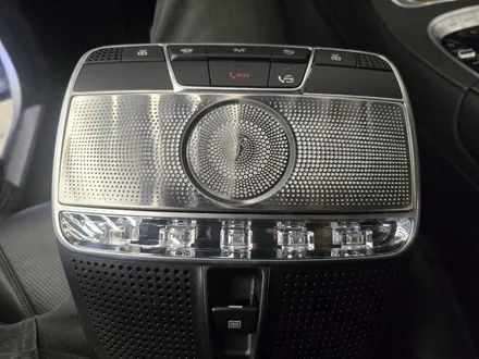 벤츠 W222 S560 송풍구엠비언트 3d부메스터 피아노트림 튜닝으로 화려함을더하다!!