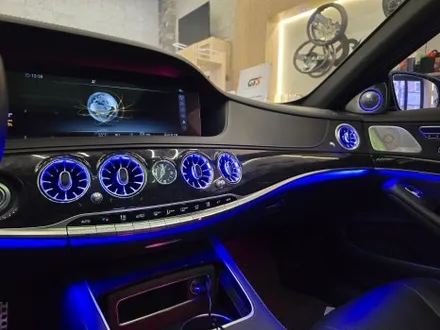 W222 후기형 S350 64색 송풍구엠비언트 , 3D부메스터 장착으로 화려한 실내분위기로 연출해봅시다!! 광주벤츠송풍구엠비언트 튜닝 맛집