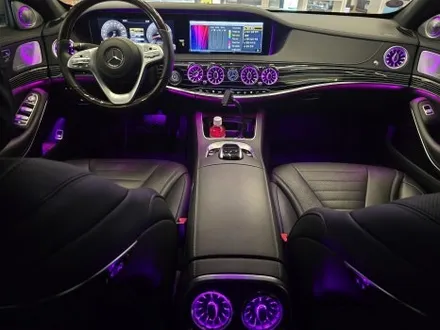 벤츠 W222 S560 송풍구엠비언트 3d부메스터 피아노트림 튜닝으로 화려함을더하다!!