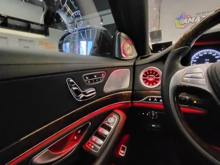 W222 벤츠 S350 송풍구엠비언트, 4D 부메스터  튜닝으로 실내분위기 업업!!