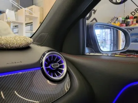 벤츠 GLA45 AMG 4D 부메스터 전동트위터 엠비언트 라이트 장착하기!! 모든 벤츠레트로핏 작업도 가능합니다 ^^^ in 덱스크루광주