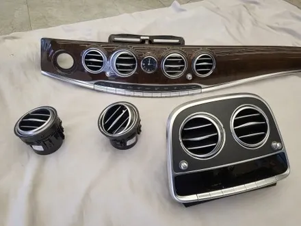 W222 벤츠 S350 송풍구엠비언트, 4D 부메스터  튜닝으로 실내분위기 업업!!