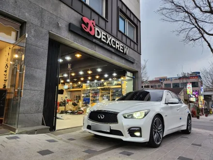 인피니티 Q50s 비노출 엠비언트 무드등 받으면 어떤 모습일까?