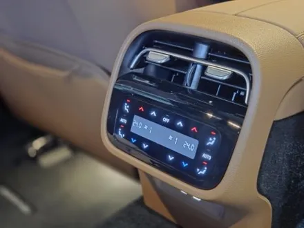 W214 벤츠 E300 신차튜닝, 후석공조컨트롤러, 전동트위터, 미드레인지까지