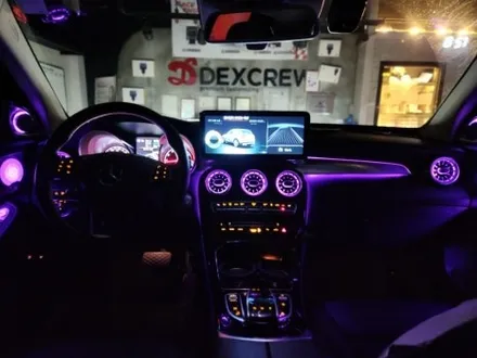 벤츠GLC 350e 와이드 안드로이드 올인원 모니터, 64색 송풍구, 전동트위터 엠비언트 무드등 장착기!