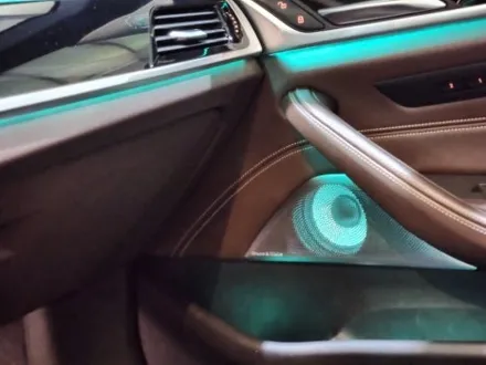 BMW 5시리즈 G30 엠비언트 튜닝, 회오리 엠비언트 장착기