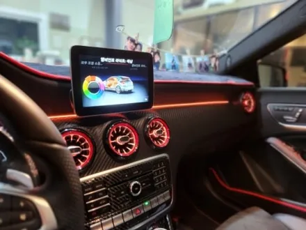 벤츠 A45amg 순정 코딩을 통한 실내 엠비언트무드등 작업(송풍구라이트)