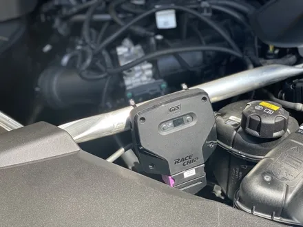 BMW G30, 530i 강력하고 안전하게 칩튠하기, 레이스칩 GTS-Black+App와 XLR 악셀컨트롤러 장착기