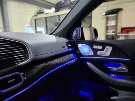 벤츠 GLE 53AMG 실내 엠비언트 튜닝(송풍구엠비언트, 고음덮개, 중음덮개)