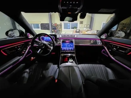 벤츠S클래스 W223 S400d 엑티브 엠비언트라이트, 전동트위터, 미드레인지, 피아노 트림 교체
