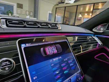 벤츠S클래스 W223 S400d 엑티브 엠비언트라이트, 전동트위터, 미드레인지, 피아노 트림 교체