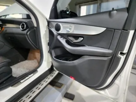 벤츠 GLC 220d 세로그릴, 엠비언트 광량업, 송풍구엠비언트, 와이드모니터 장착기