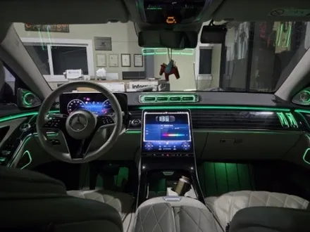 벤츠 W223 S450L 송풍구엠비언트, 미드레인지, 천장부메스터 장착!!