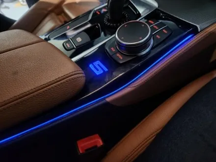 BMW 5시리즈 기어콘솔 엠비언트, 송풍구 엠비언트 장착