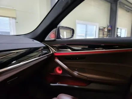 BMW 5시리즈 G30 엠비언트 튜닝, 회오리 엠비언트 장착기