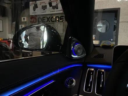 벤츠W223 s350d 전동트위터 엠비언트 장착기