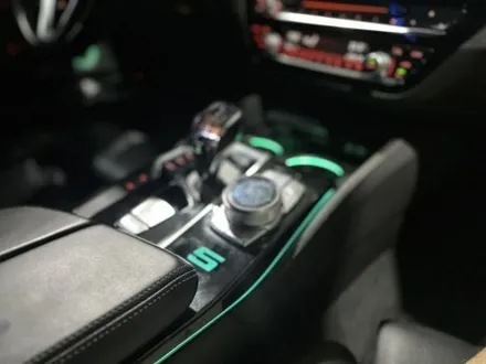 BMW 5시리즈 송풍구엠비언트, 콘솔엠비언트, 회오리 무드등 장착기