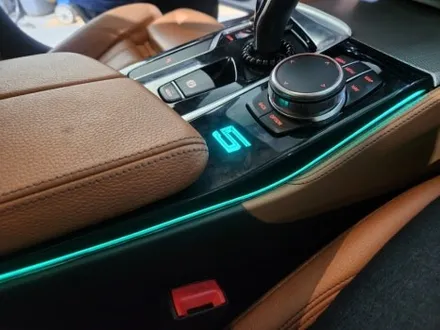 BMW 5시리즈 기어콘솔 엠비언트, 송풍구 엠비언트 장착