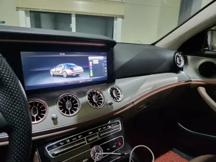 벤츠 E300 amgline 세로그릴과 함께한 송풍구 엠비언트 시공