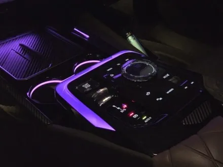 BMW G60 5시리즈 실내 엠비언트 패키지, 2열 인터렉션바, 회오리엠비언트, 썬루프조명, 콘솔 조명, 크리스탈 기어봉