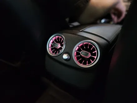 벤츠 C클래스 C220d  엠비언트라이트 64색 광량업, 송풍구 엠비언트 확장작업