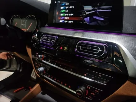 BMW 5시리즈 기어콘솔 엠비언트, 송풍구 엠비언트 장착