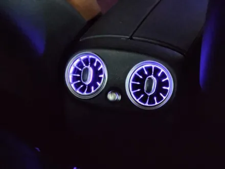 C클래스 쿠페 c200 송풍구 엠비언트라이트 장착기, 당일시공 가능해요~!!