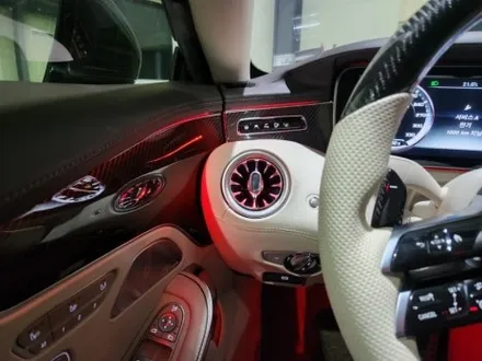 벤츠 S63amg 송풍구 엠비언트, 선글라스라이트 커스텀으로 가능합니다.