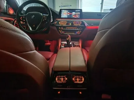 BMW 5시리즈 기어콘솔 엠비언트, 송풍구 엠비언트 장착