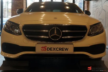 벤츠 E300 휠프로텍터 휠보레 장착으로 휠스크래치 벗어나기! 덱스크루 대구 수성점의 휠프로텍터 휠보레 튜닝 이야기