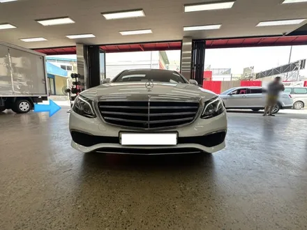 벤츠 E클래스 E220d (W213) - \