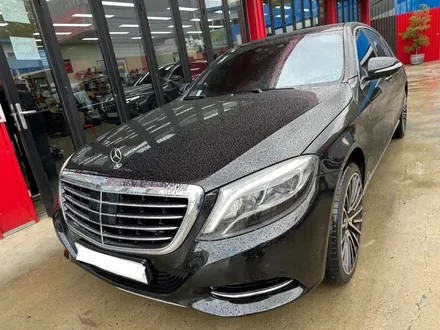 벤츠 S클래스 S350d (W222) - 어라운드뷰 화면이 이상하게 뒤틀린 깨짐 증상, 수리! / 대전 서구 탄방동
