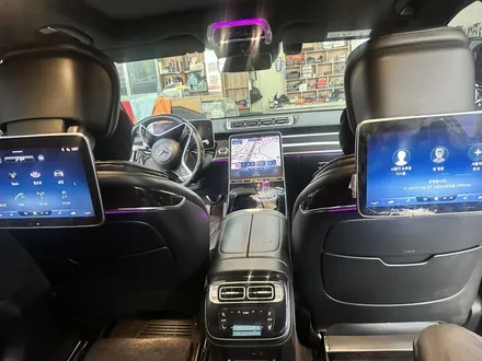 벤츠 S클래스 S580 (W223) - 2열 후석 모니터 LCD 액정 파손 , 어셈블리 교환없이 수리가 가능합니다 / 대전 서구 탄방동